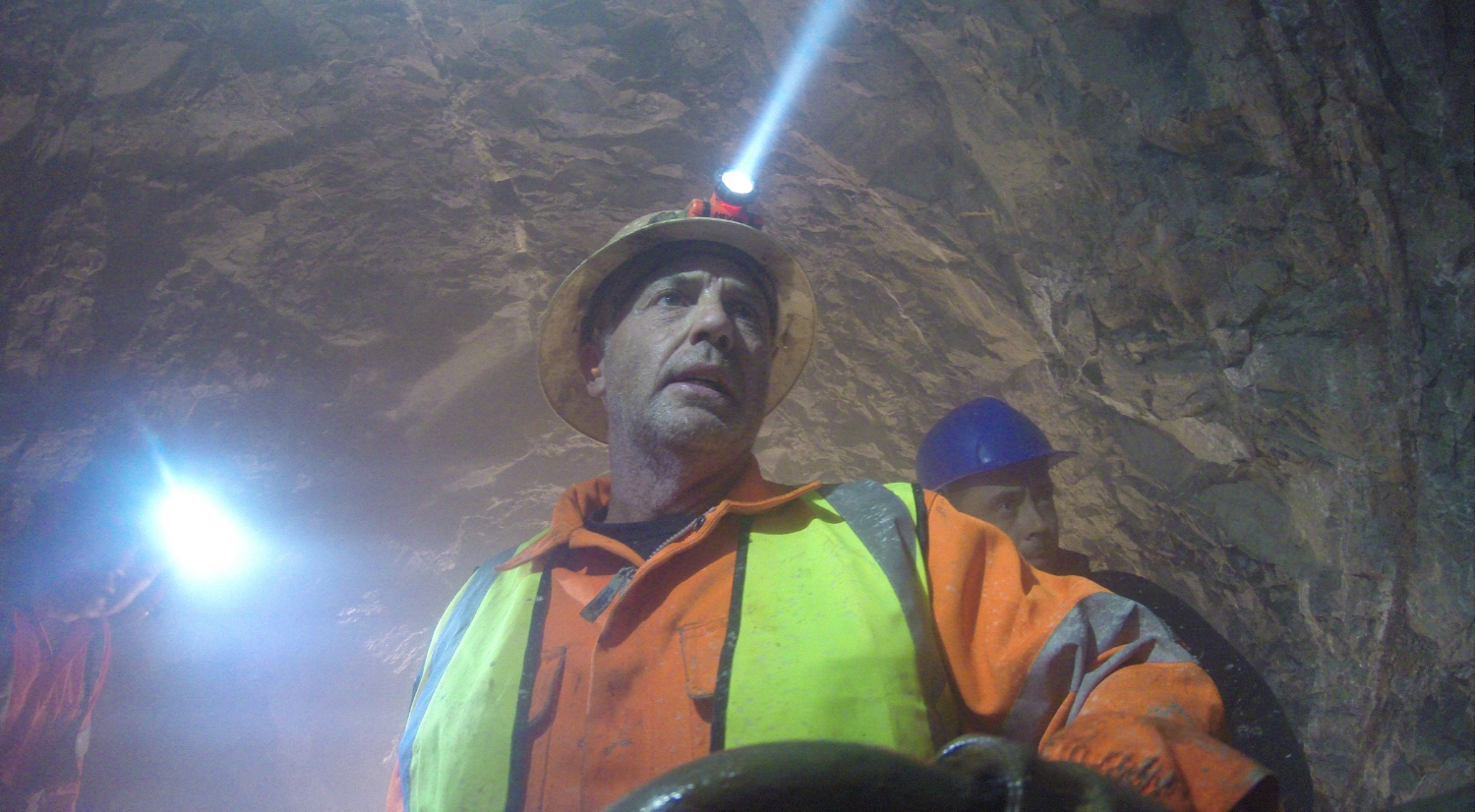Tunnel  -  New Film by Gavin Newman
