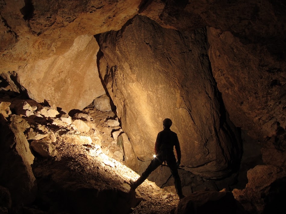 The exploration of Sistem Migovec  (2016-2017): finding the longest cave in Slovenia