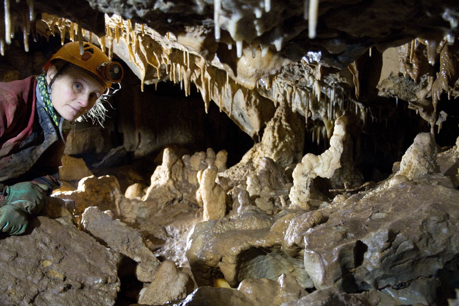 Search and Discovery of Ogof Marros