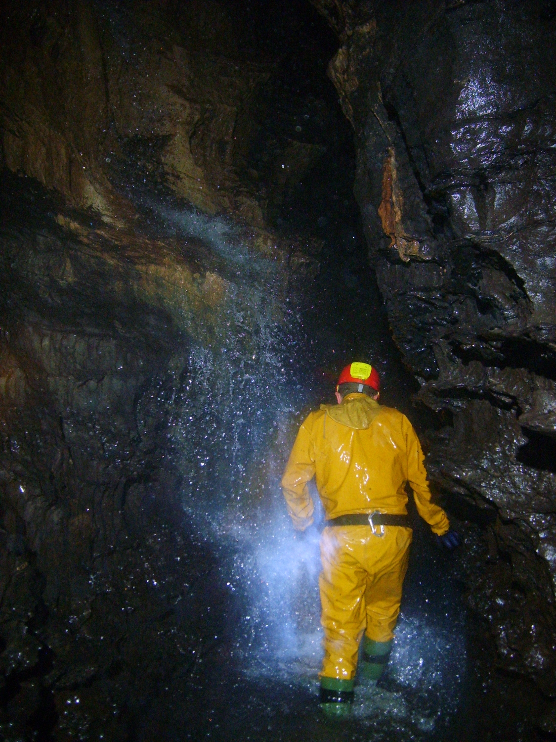 Field Trip: White Scar Cave - 14th August 2016