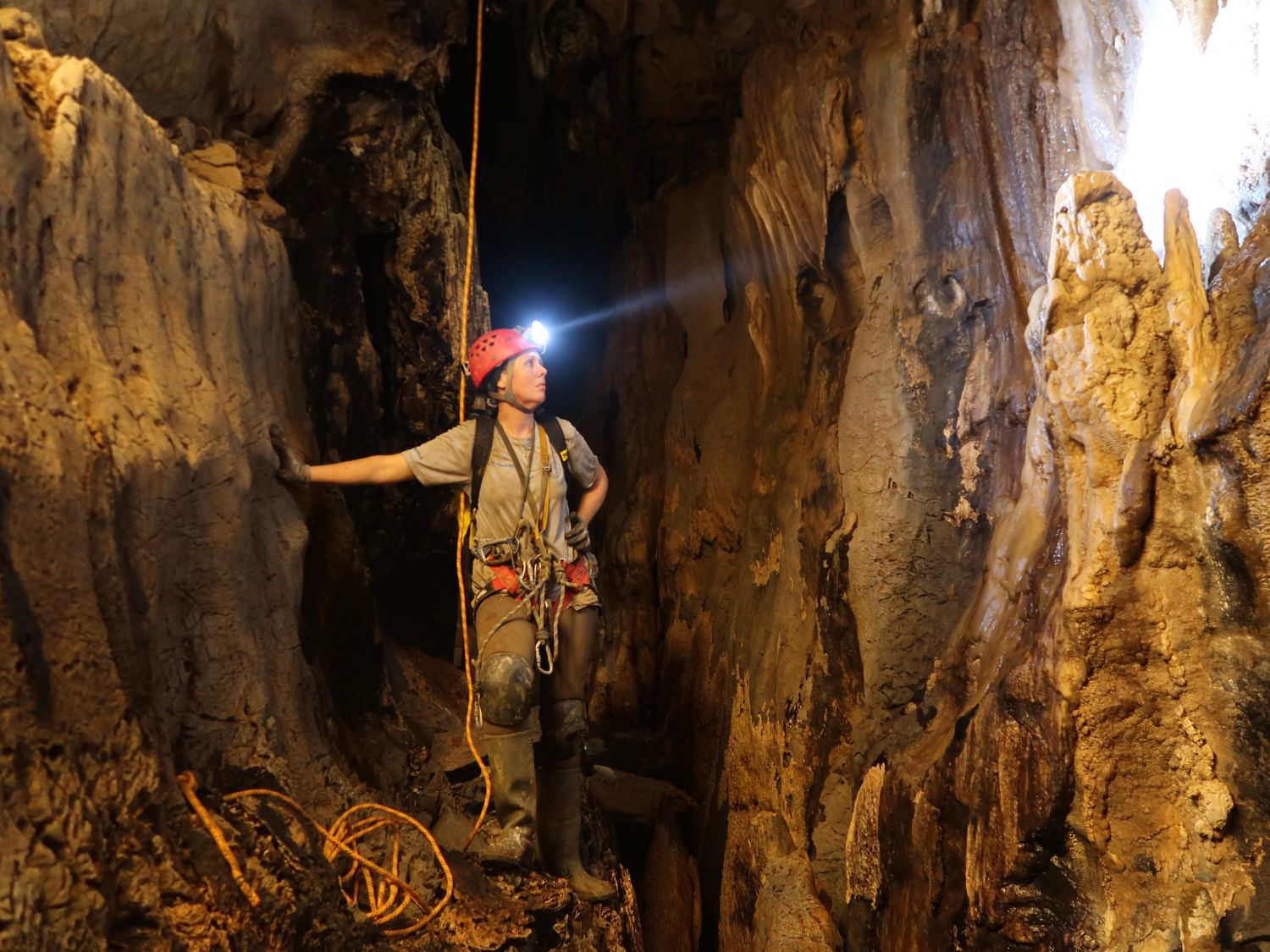 Buda Believers: new caves in Sarawak, Malaysia